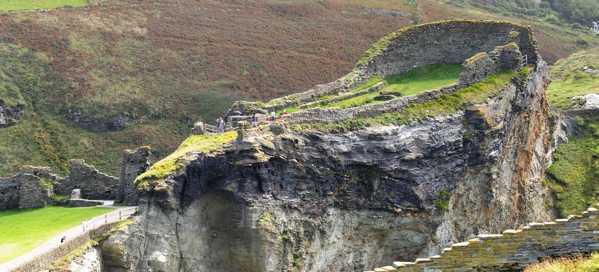 Tintagel Castle | Luxury Vacations UK